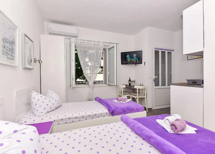 Bernarda Apartment Makarska