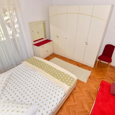 Bernarda Apartment