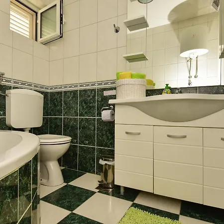 Bernarda * Μακάρσκα