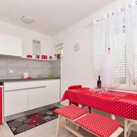 Bernarda Μακάρσκα