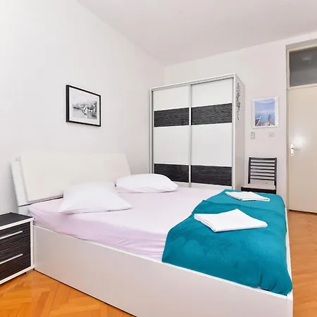 Bernarda Apartment *