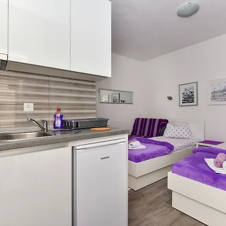Apartment Bernarda *