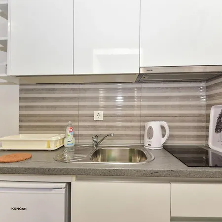 Bernarda Apartment *
