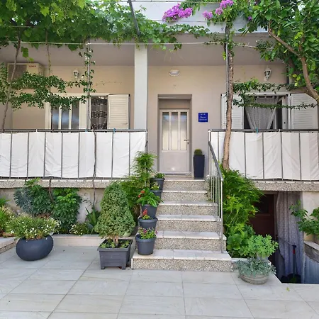 Bernarda Apartment