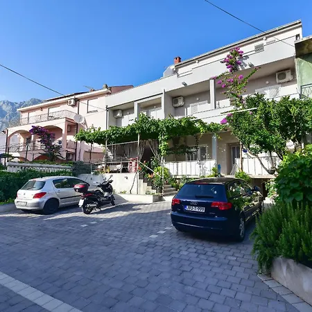 Bernarda Apartment