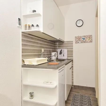 Bernarda Μακάρσκα