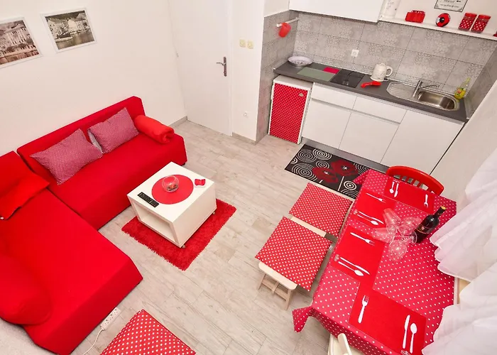 Apartament Bernarda *
